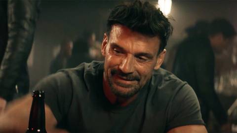 frank grillo bpc 157 lights-out-trailer-frank-grillo The hottest peptide stacks Quantity:2 Blends