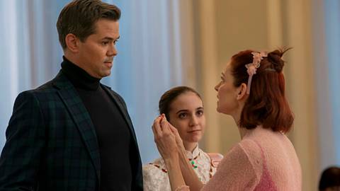 Elsbeth' Battles Broadway Star Andrew Rannells in a Special Holiday Sneak  Peek [Exclusive]