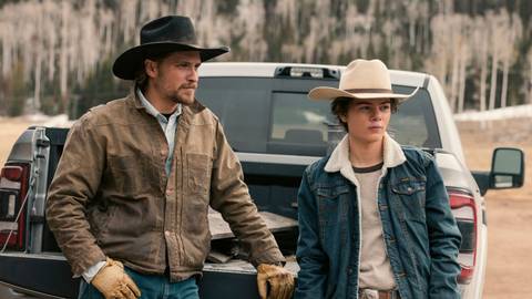 Yellowstone' Legend Faces Life-or-Death Threat in 'Marshals' Season 1  Finale First Look [Exclusive]
