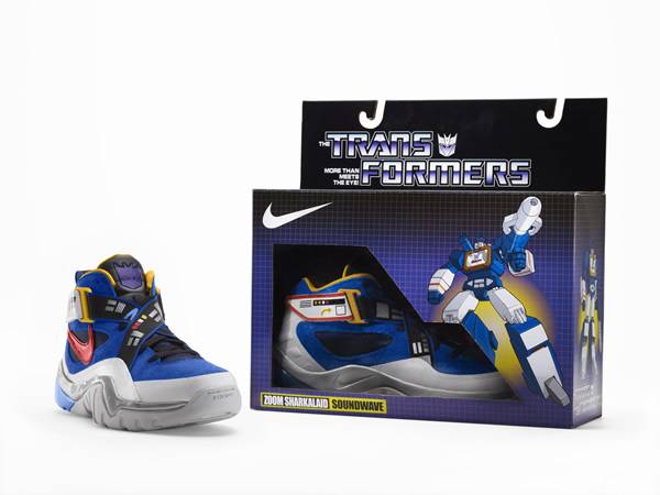 Nike Walks Around in Nostalgia with TRANSFORMERS Shoe
