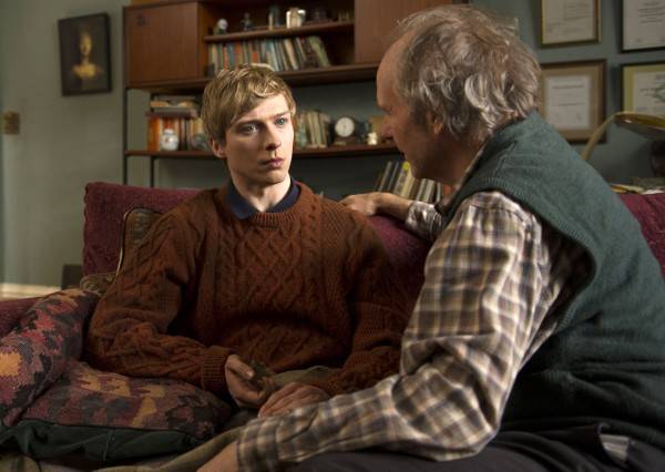 Humans 26 Humans Season 2 Trailer: The Synths Find Full Consciousness