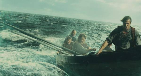 In the Heart of the Sea Images: Chris Hemsworth vs. a Whale