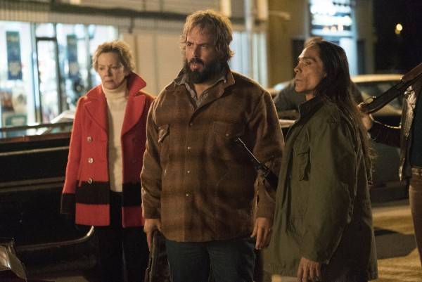'Fargo' Recap: “The Castle” – We Are Not Alone