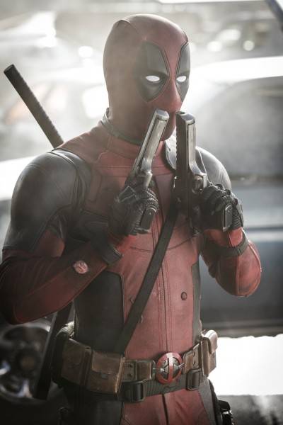 deadpool-movie-image-costume
