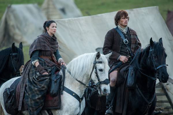 Outlander Season 2 Finale: Gripping, Emotional, Satisfying