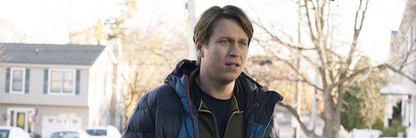 crashing-image-pete-holmes-slice