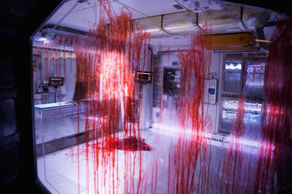 Alien: Covenant Footage Is Loaded with Blood and Gore
