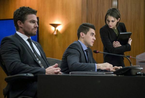 Arrow Recap: Fighting Fire with Fire - Prometheus Revealed