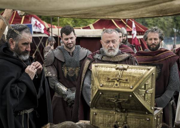 pilgrimage-cast-richard-armitage
