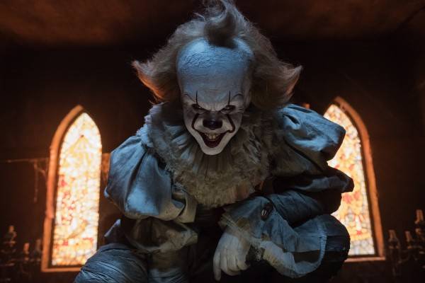 it-movie-image-pennywise-bill-skarsgard