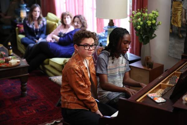 Better Things Season 2 Review: Honest, Inventive, Essential