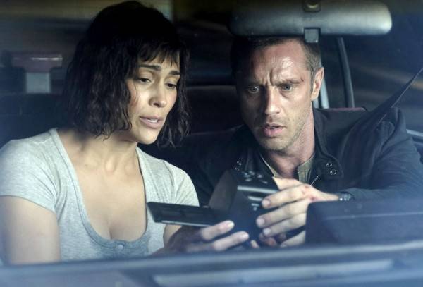 Devon Sawa on ABC's Somewhere Between with Paula Patton