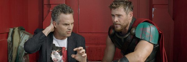 thor-ragnarok-mark-ruffalo-chris-hemsworth-slice