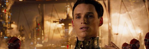 eddie-redmayne-jupiter-ascending-slice