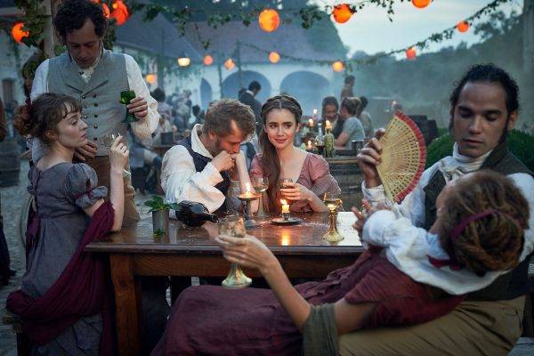 les-miserables-lily-collins-johnny-flynn-01
