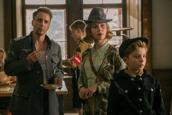 jojo-rabbit-taika-waititi-reveals-real-reason-he-played-hitler
