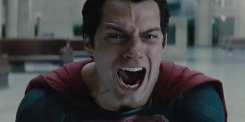 Superman (Henry Cavill) berteriak di Man of Steel