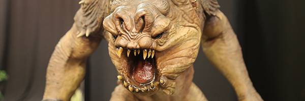 This Huge Rancor Statue by Sideshow Will Scare Your Kids and Pets