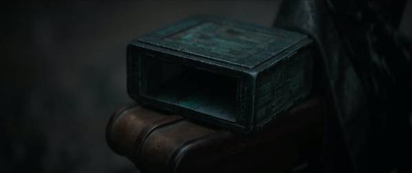 Dune Trailer Breakdown: 93 Images of Cast, Arrakis, and Sandworms