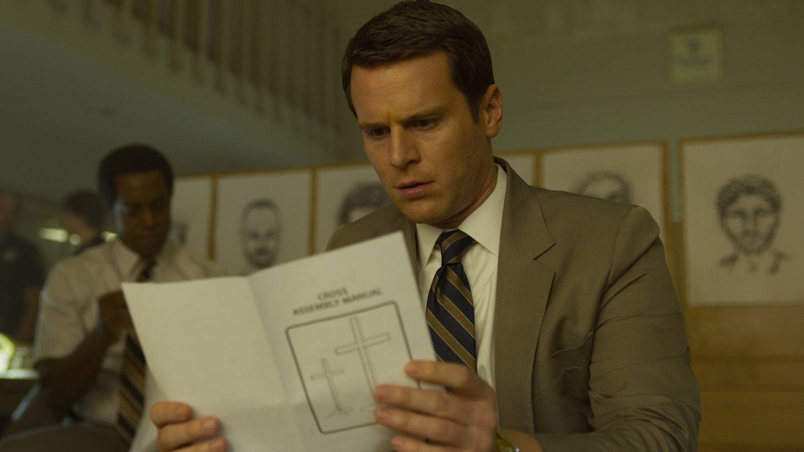 Mindhunter Season 3: David Fincher Offers Hope for Netflix Series to ...