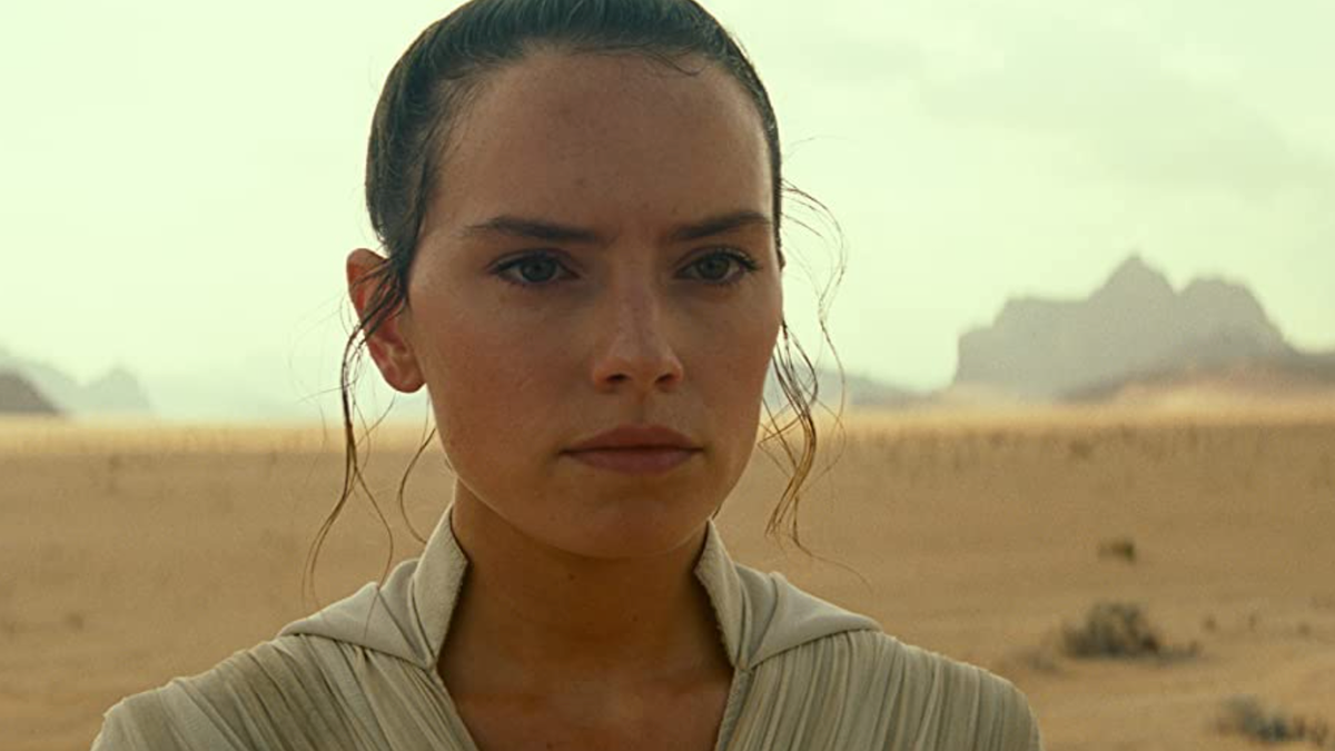 Daisy Ridley on The Mandalorian’s Baby Yoda Egg-Eating Scandal