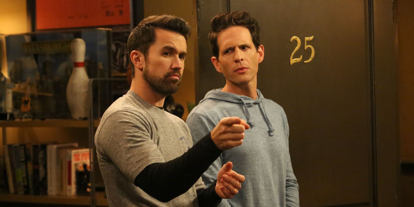 Utley honored, tosses pitch to Always Sunny's Rob McElhenney