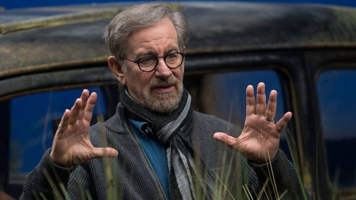 Steven Spielberg Failed To Turn This Cursed Sci-Fi Reboot Into a ...