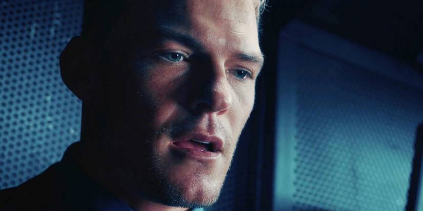Alan Ritchson in Dark Web: Cicada 3301