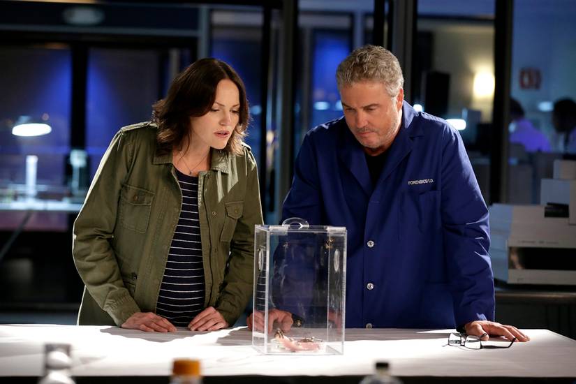 CSI: Vegas Trailer Teaser Reveals Release Date for Grissom's Return