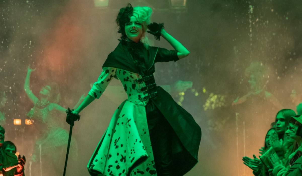 who designed the dresses in cruella 39 Oscar winning Costume Designer Jenny Beavans 2022 ideas