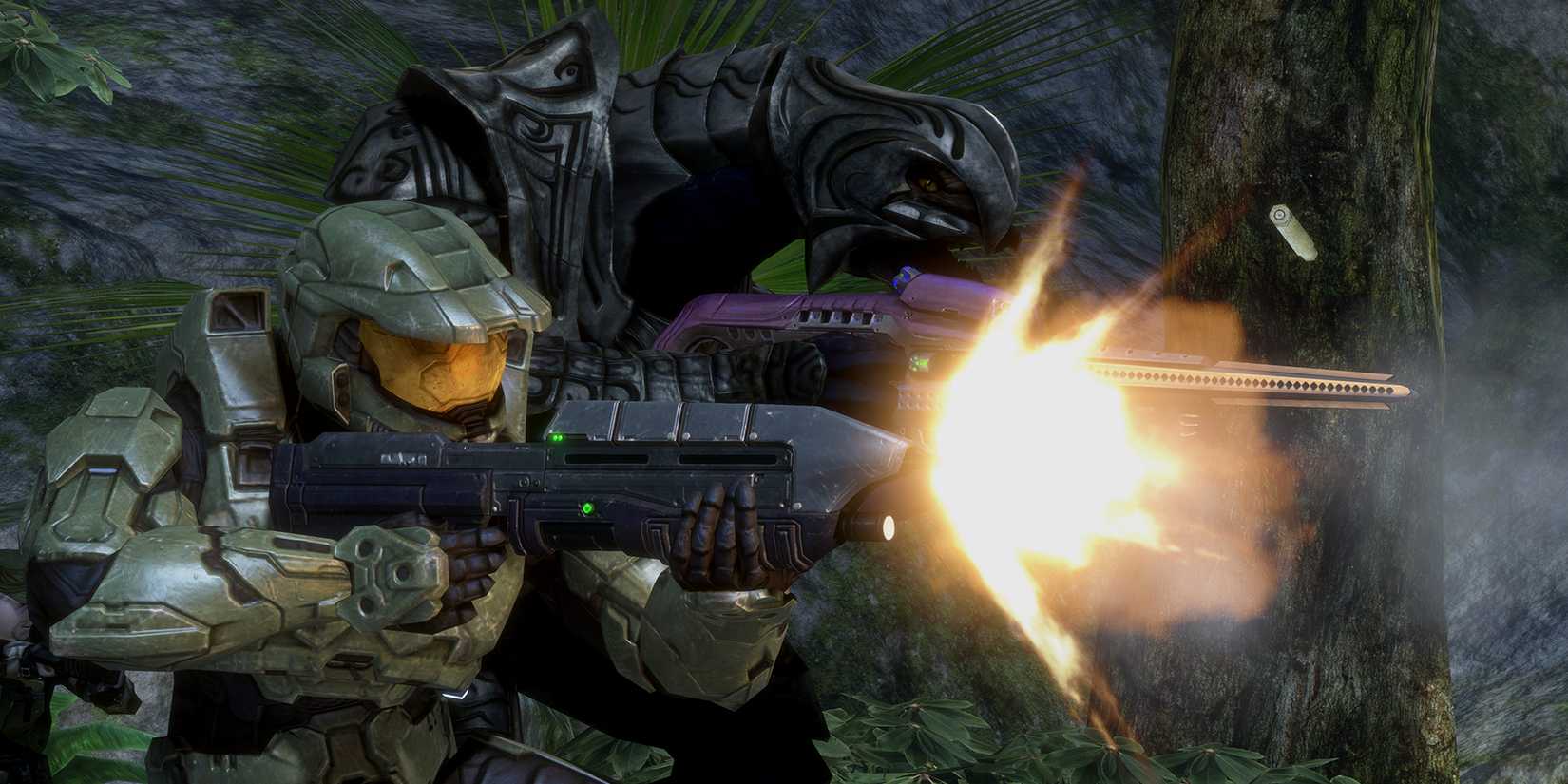 Master Chief firing a gun in Halo 3