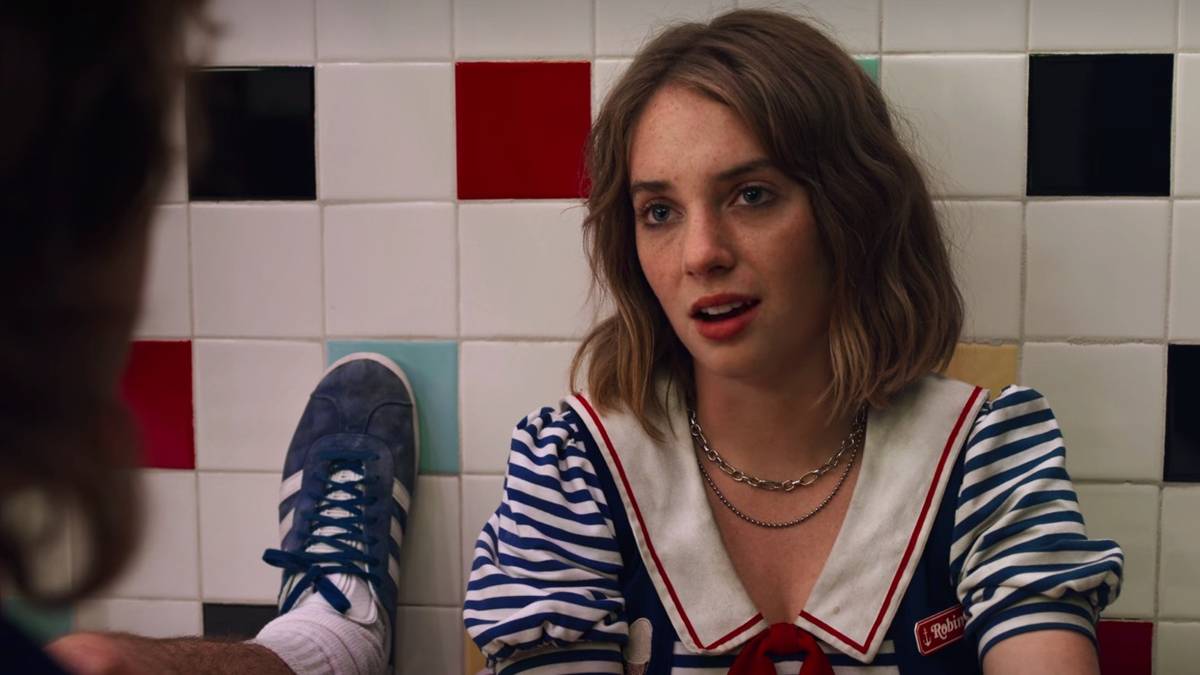 Stranger Things Robiin Stranger Things Prequel Podcast Will Follow Maya Hawke's Robin