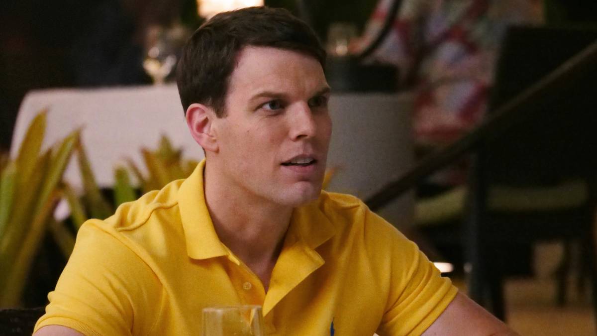 Jake Lacy and Maika Monroe Cast in Sci-Fi Thriller Significant Other