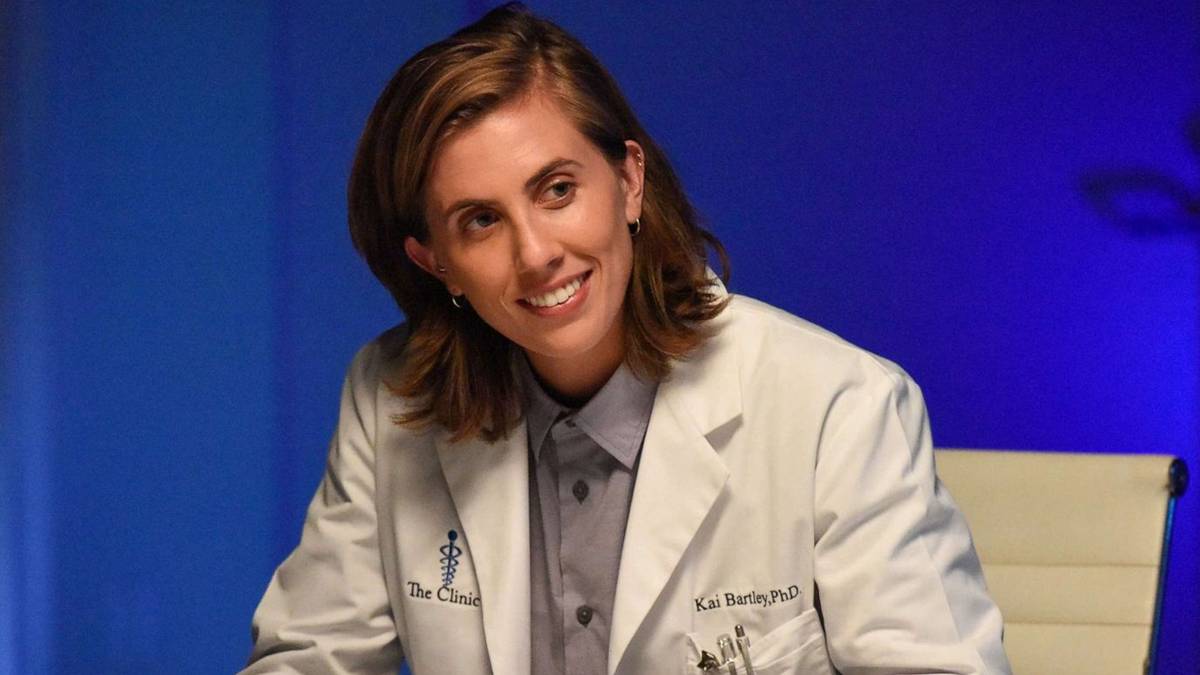 E.R. Fightmaster Cast in Grey's Anatomy as First Non-Binary Doctor