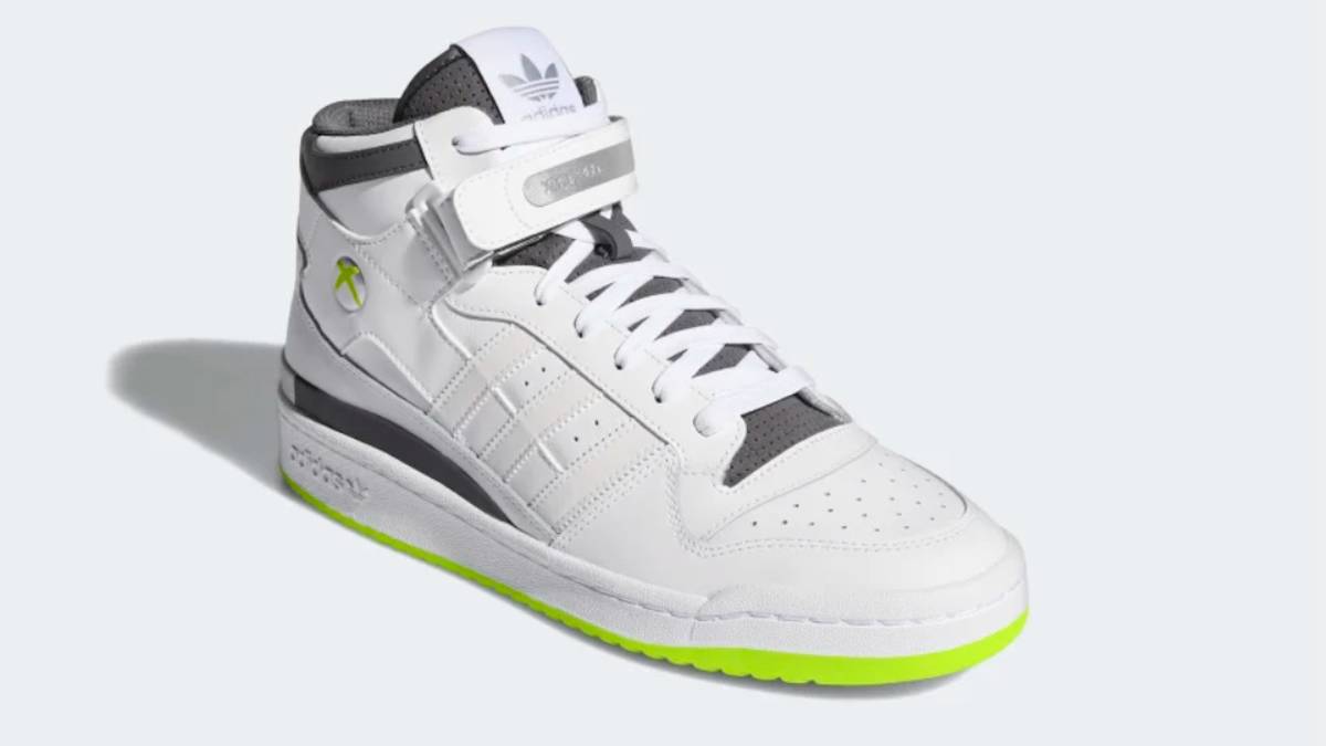 Adidas Unveils Xbox 360-Inspired Sneakers Adidas Unveils Xbox 360-Inspired Sneakers