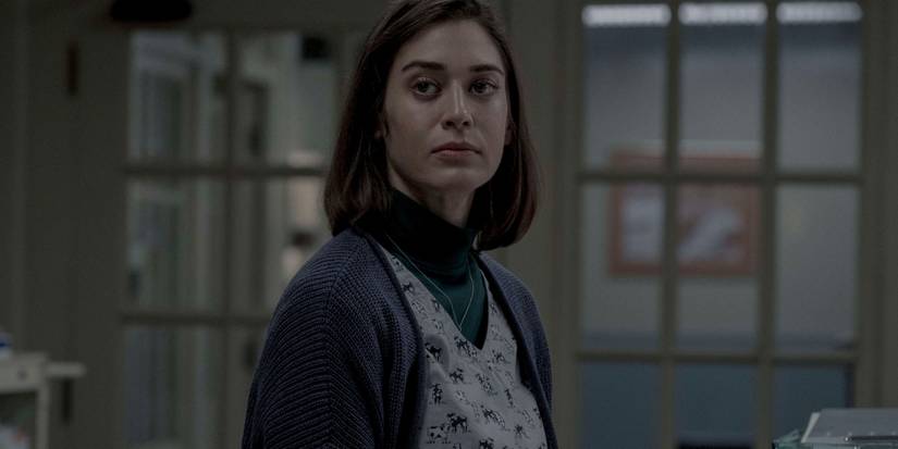 castle-rock-lizzy-caplan-social-featured