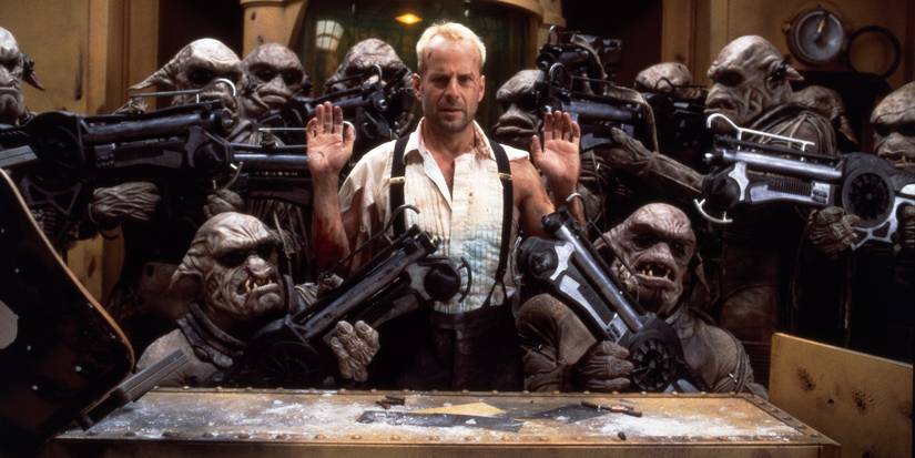 28 Years Ago, Bruce Willis and Gary Oldman Teamed Up for a Sci-Fi Fever ...