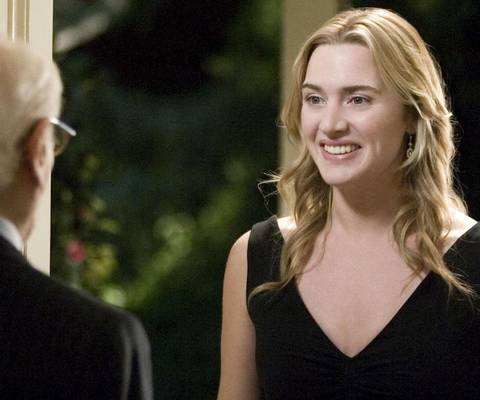 kate winslet dress the holiday Kate Winslet's best looks - from the Titanic red carpet to the streets of NYC