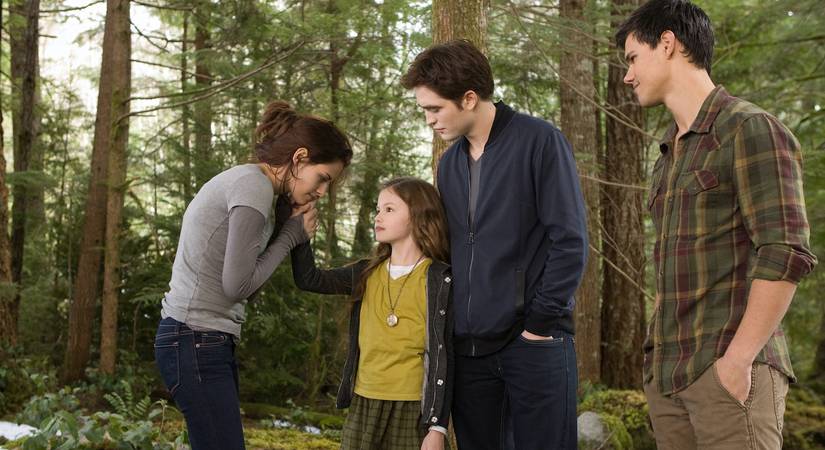 Breaking-Dawn-Part-2-ending-renesmee
