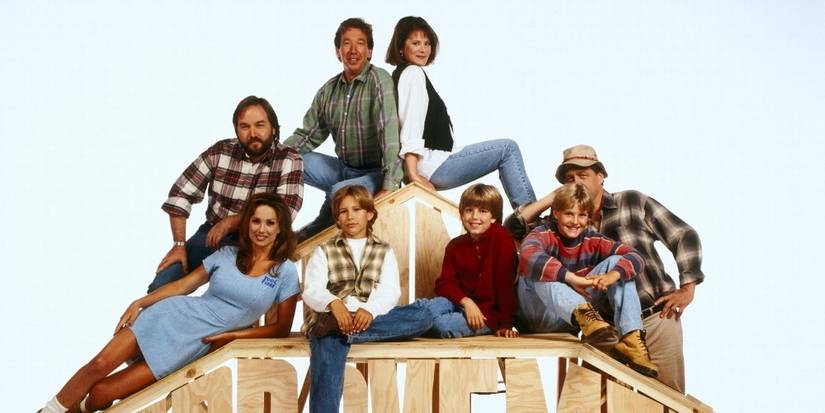 The cast of Home Improvement posing for a promo photo.