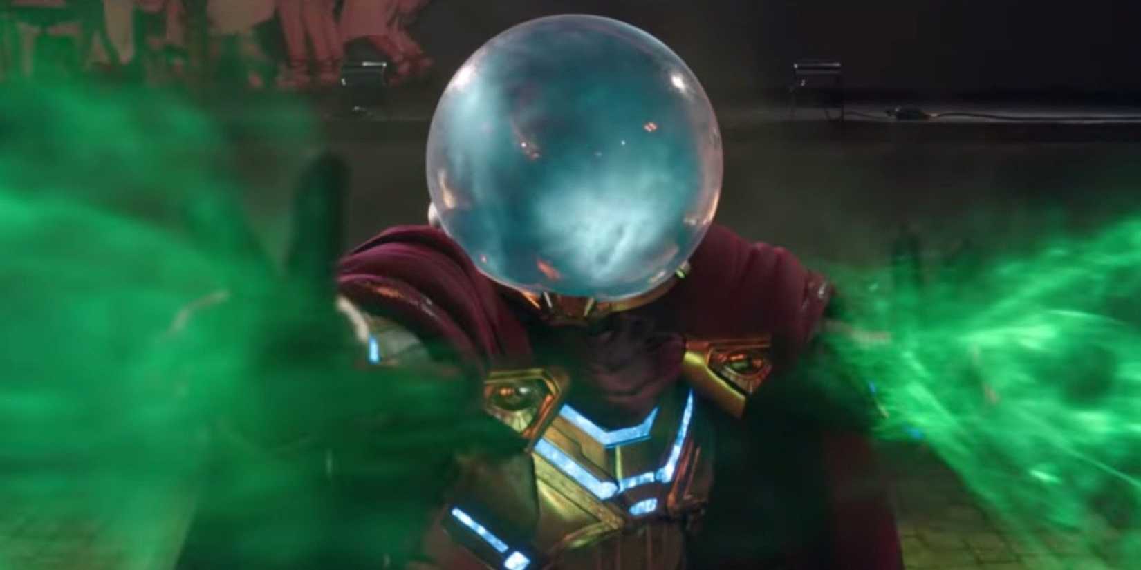 Mysterio menembakkan energi hijaunya di Spider-Man: Far From Home