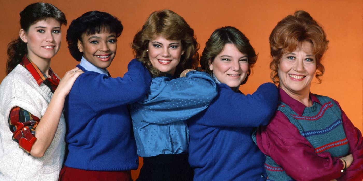 This Beloved TV Favorite Is the Ultimate Comfort Watch 37 Years Later, and You Can Stream It for Free