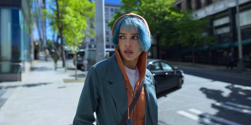 Zoe Kravitz Walking Down the Street in 'Kimi'.