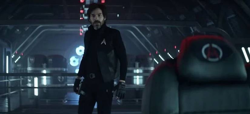 Star Trek Picard: Is Cristóbal Rios the New Romantic Hero?