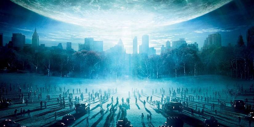 People approach a giant ball of light in The Day the Earth Stood Still