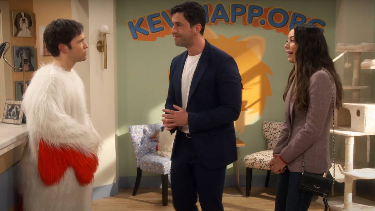 iCarly Season 2 Trailer Reveals Josh Peck's Return, Teases Creddie ...