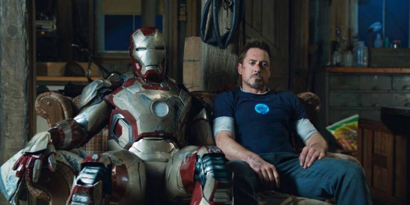 10 Superhero Movies About Important Social & Political Issues