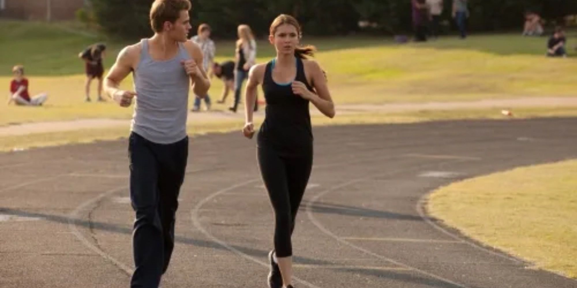 Vampire Diaries: stelena goes for jog