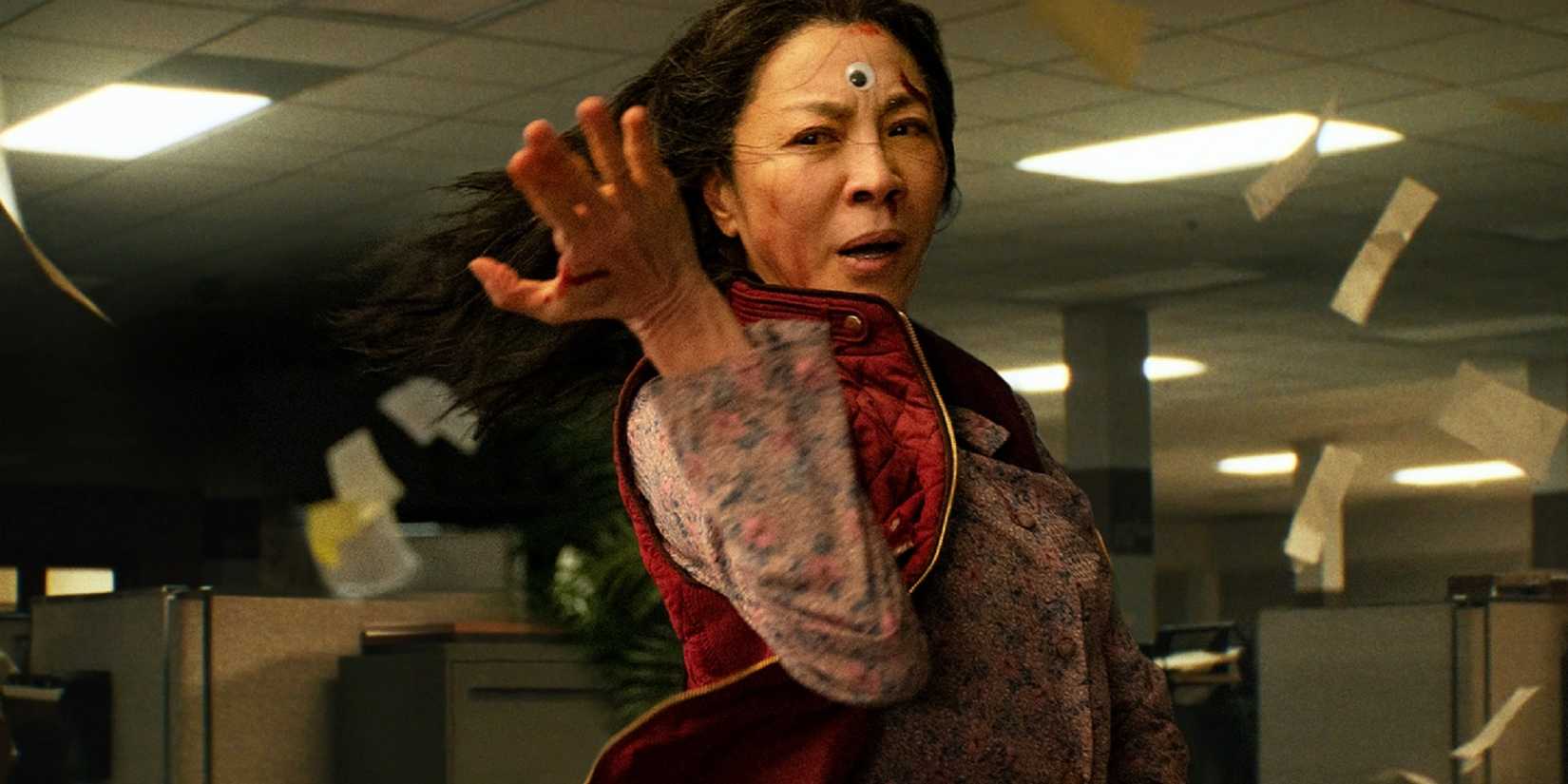 Evelyn in battle in Everything Everywhere All At Once