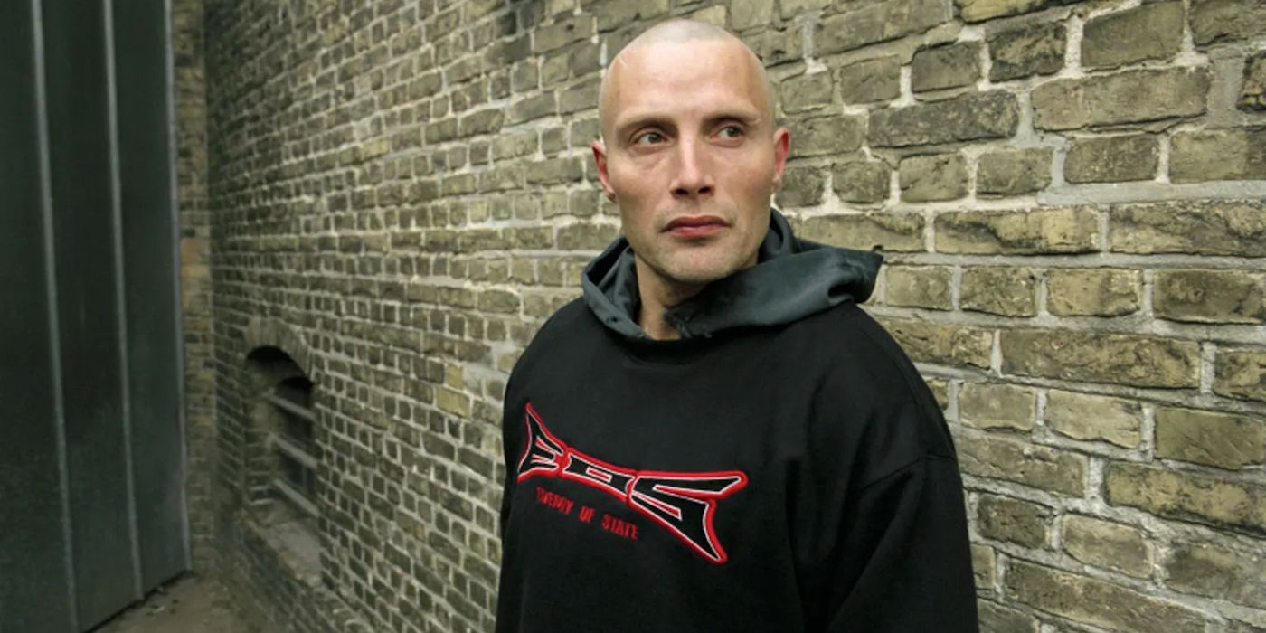 Mads Mikkelsen looking to the distance as Tonny in Pusher (1996)